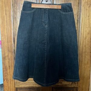 A.M.I. Jean Skirt